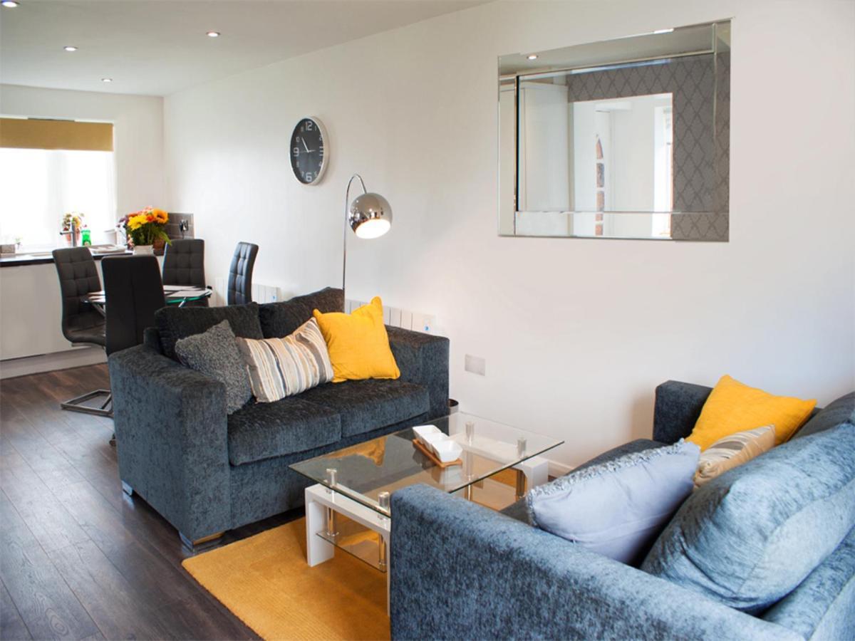 East Midland House Free Private Parking Fast Wifi Smart Tv With Garden Villa Kettering Exterior photo